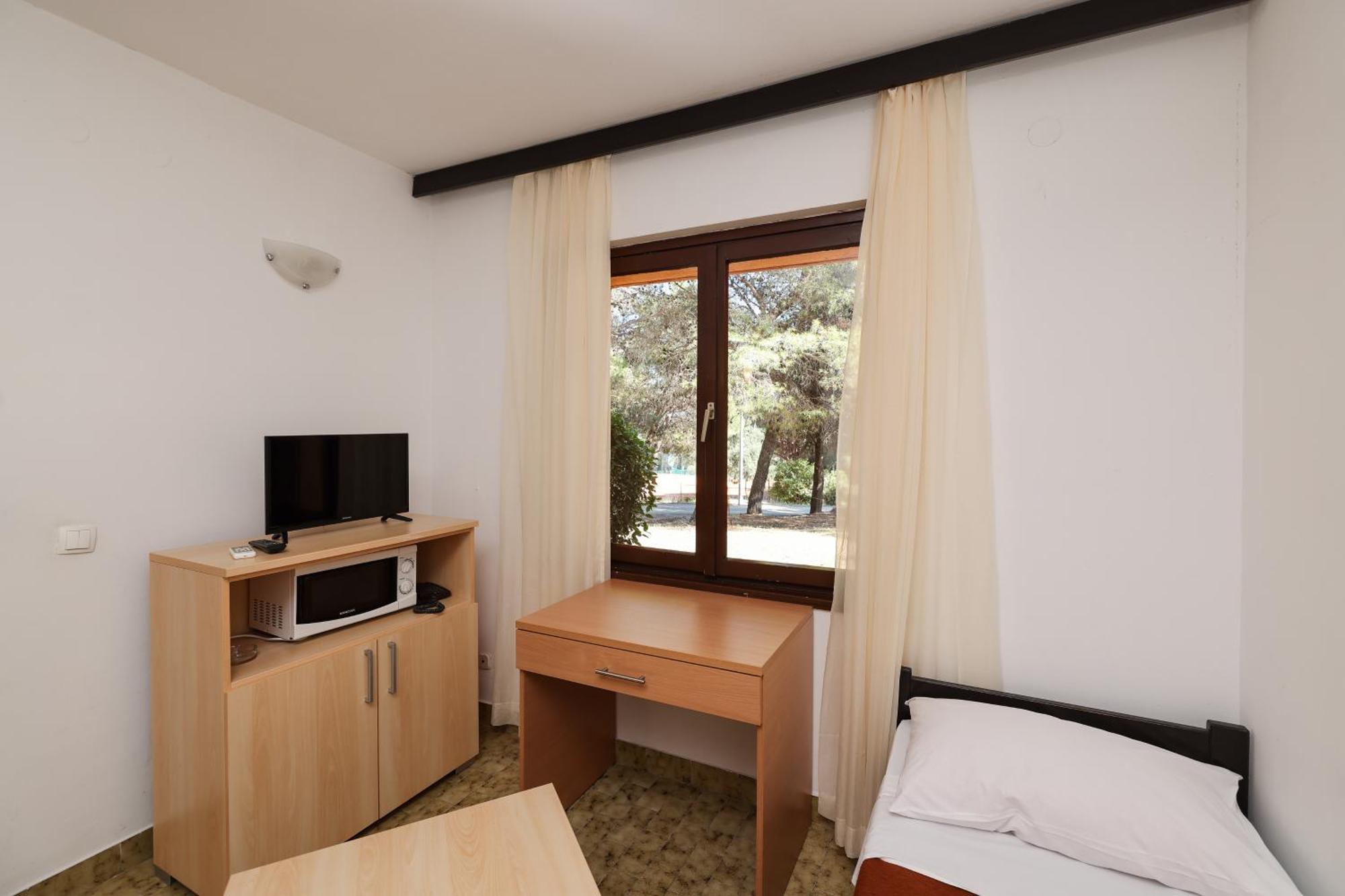 Apartments Medena Budget Trogir Zewnętrze zdjęcie